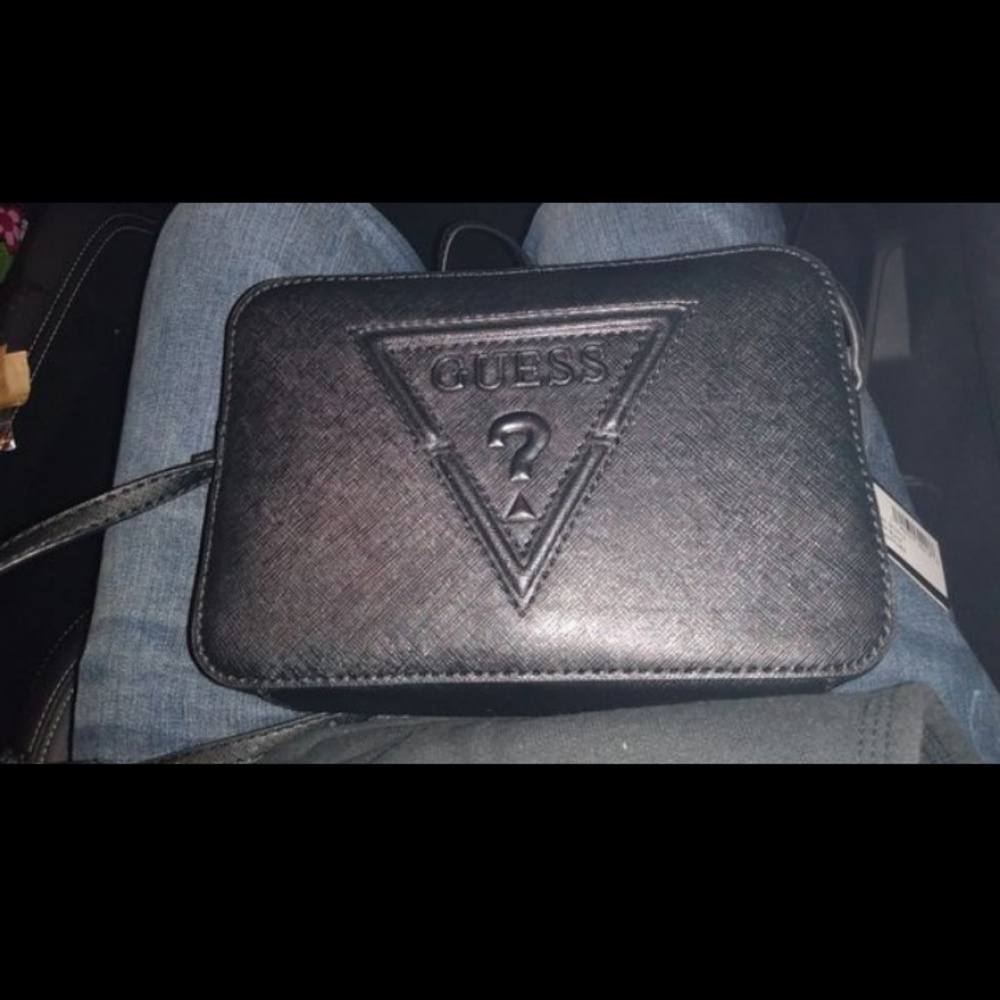 Guess purse